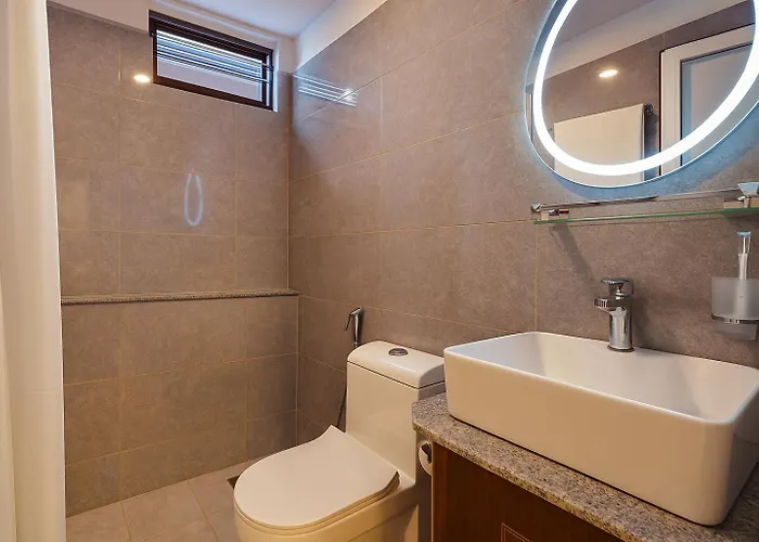 Royal Chamber - Near Intl Airport & Pashupatinath Temple 4* Kathmandu